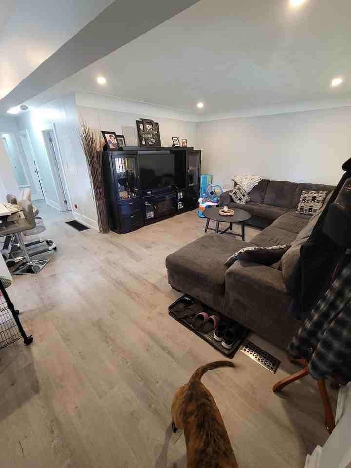 59 Vickers Rd - Photo 7 of 29