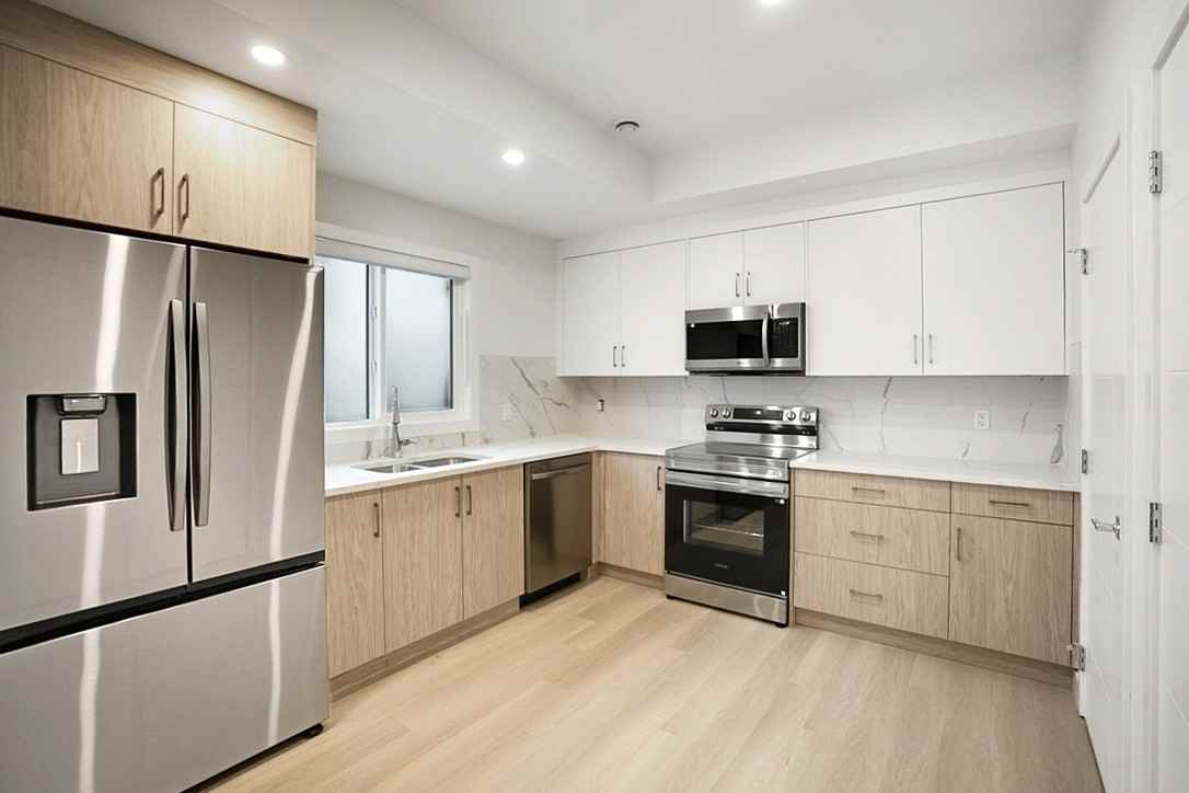 6123 33 Ave Nw - Photo 3 of 37