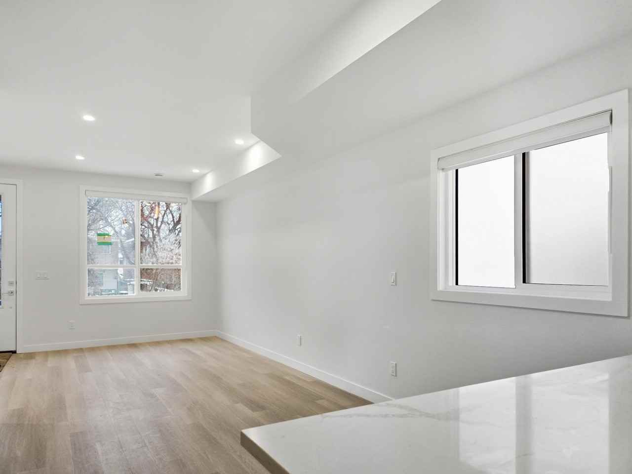 6123 33 Ave Nw - Photo 6 of 37