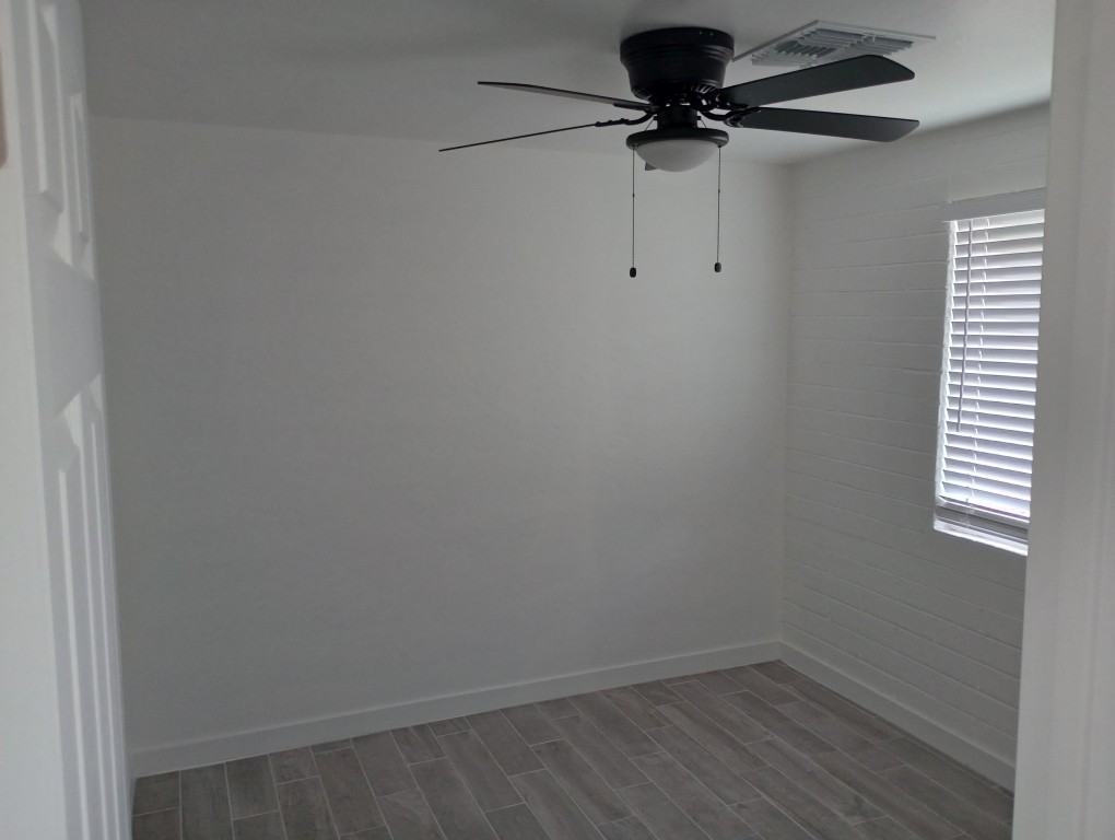 603 N D St #08 - Photo 6 of 9