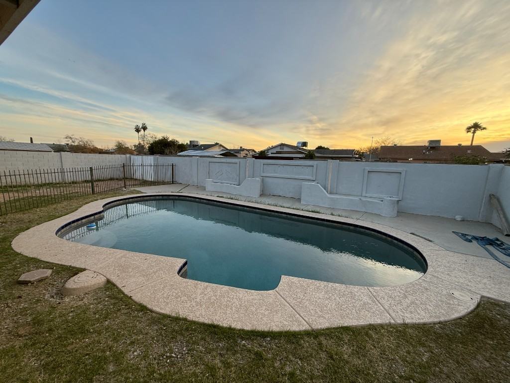 2229 N 58th Dr - Photo 2 of 15