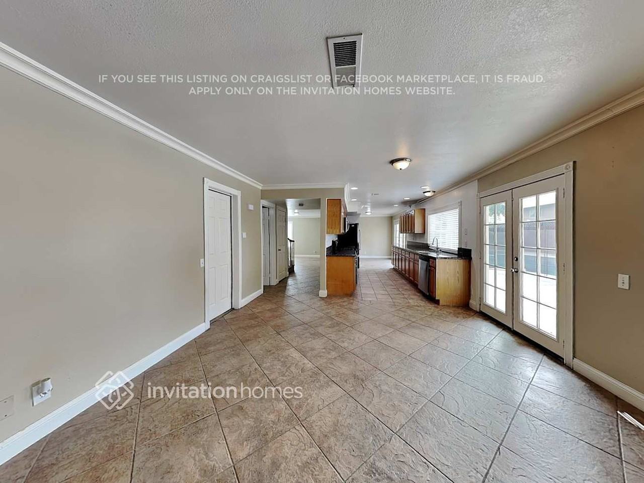 3898 Middleton Pl - Photo 6 of 19