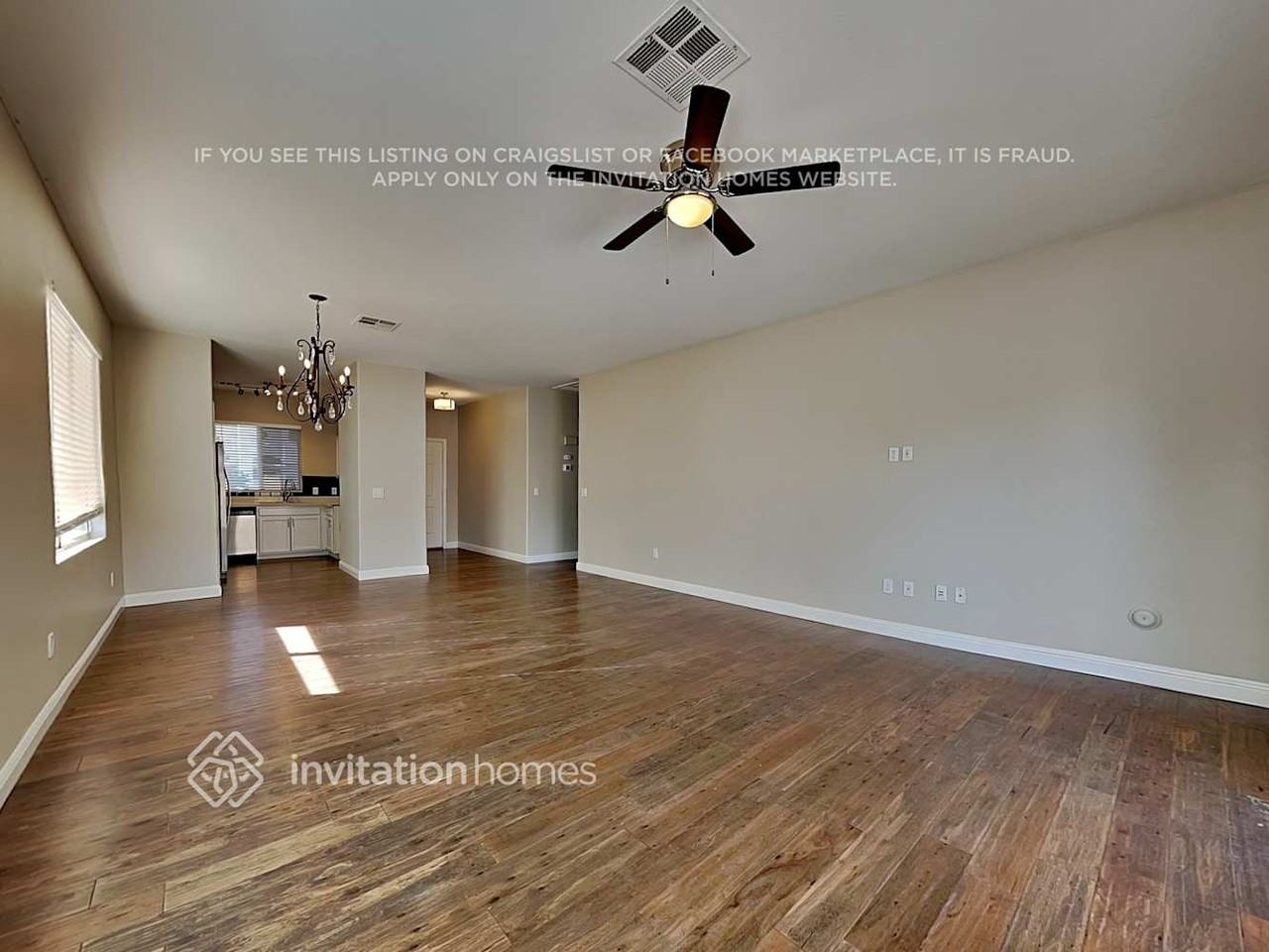 686 E Colt Ct - Photo 3 of 20