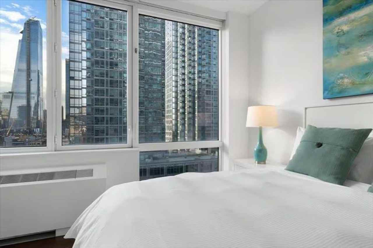 605 W 42nd St #1291137P - Photo 6 of 14