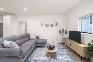 815 Sw Cloverdale St - Photo 1 of 1