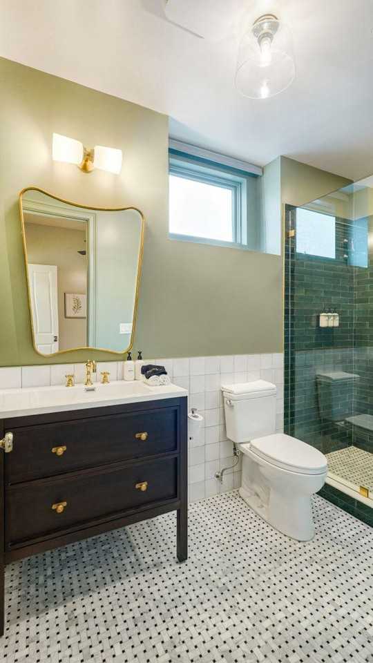 604 Baronne St #1267123P - Photo 6 of 10