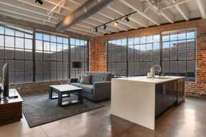 featured image of 822 Howard Ave