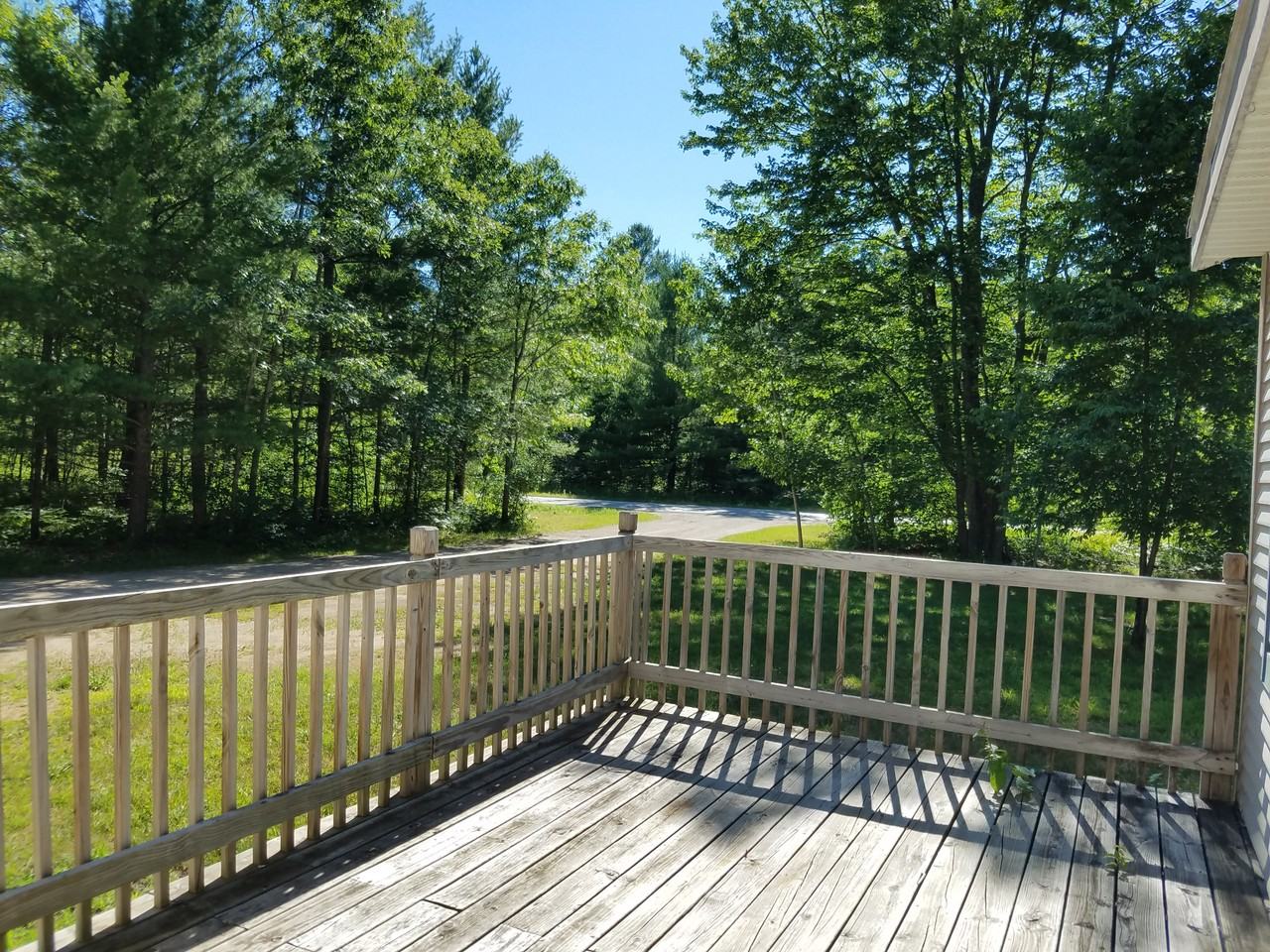 4417 Krys Rd - Photo 2 of 12