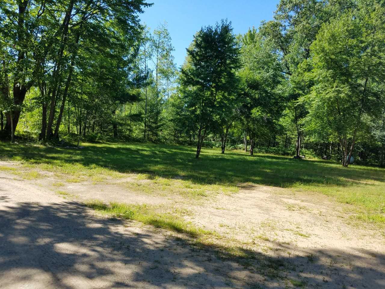 4417 Krys Rd - Photo 3 of 12