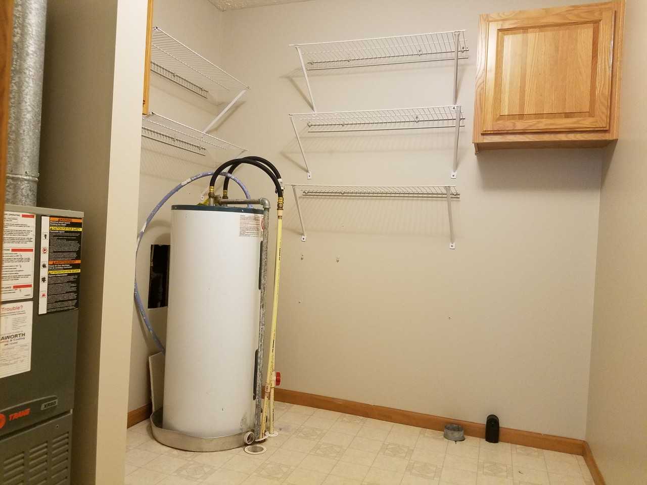 4417 Krys Rd - Photo 5 of 12