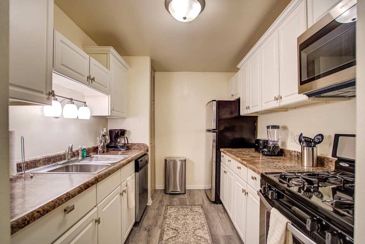 3367 S 100th St #1377406P - Photo 4 of 26