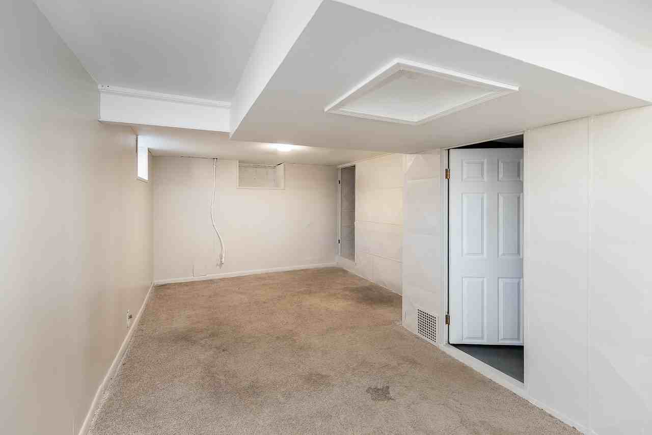 6012 Raytown Rd - Photo 5 of 27