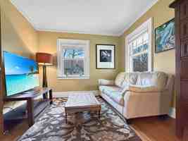 featured image of 410 Wellington Ave