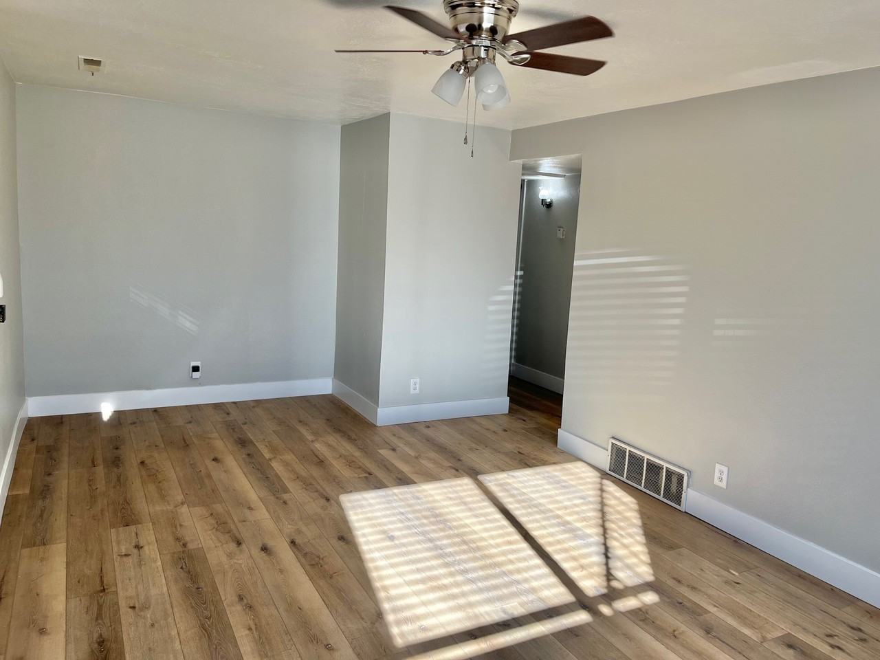 342 Wn, #B - Photo 4 of 17