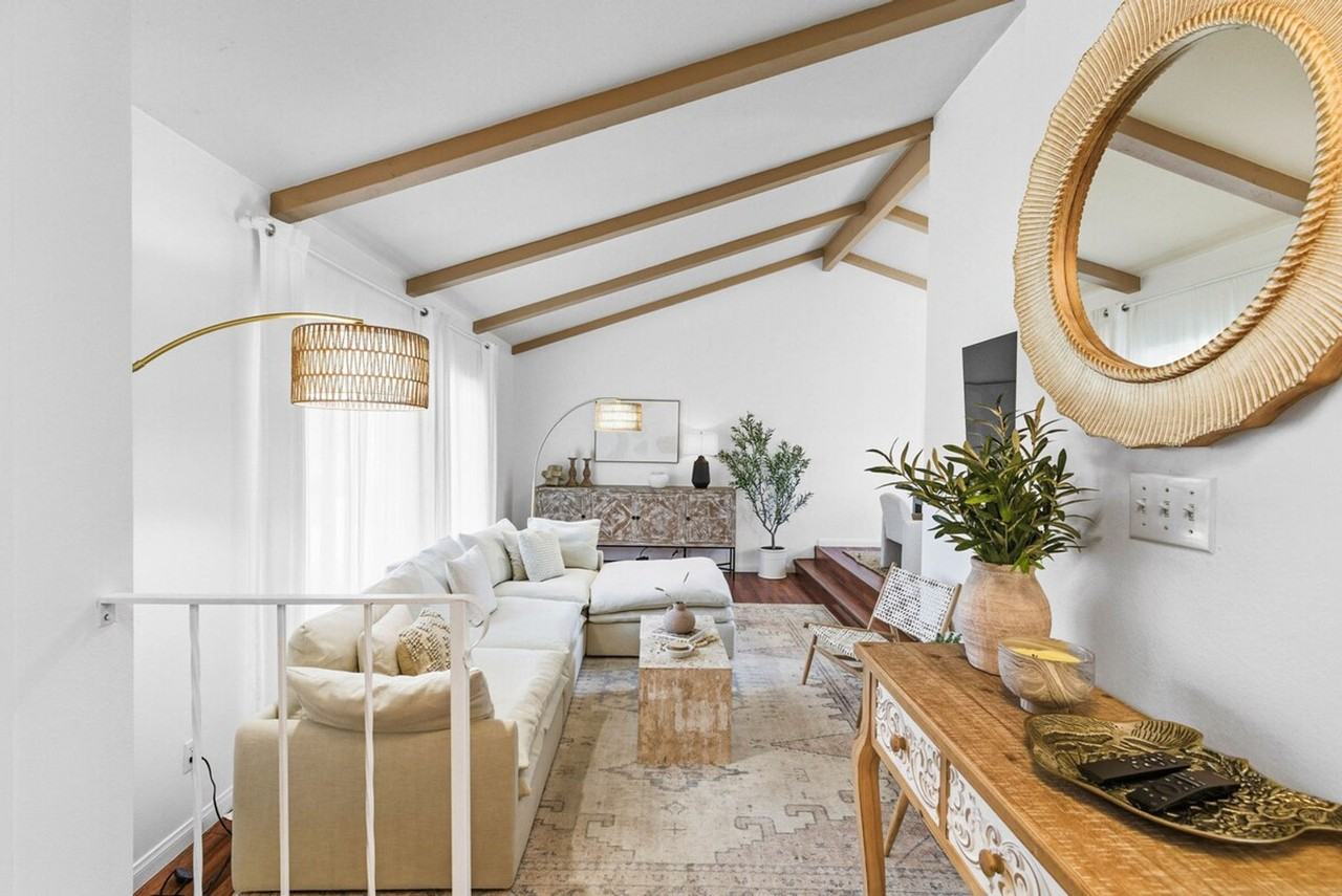 14261 Mango Dr #1382143P - Photo 4 of 50