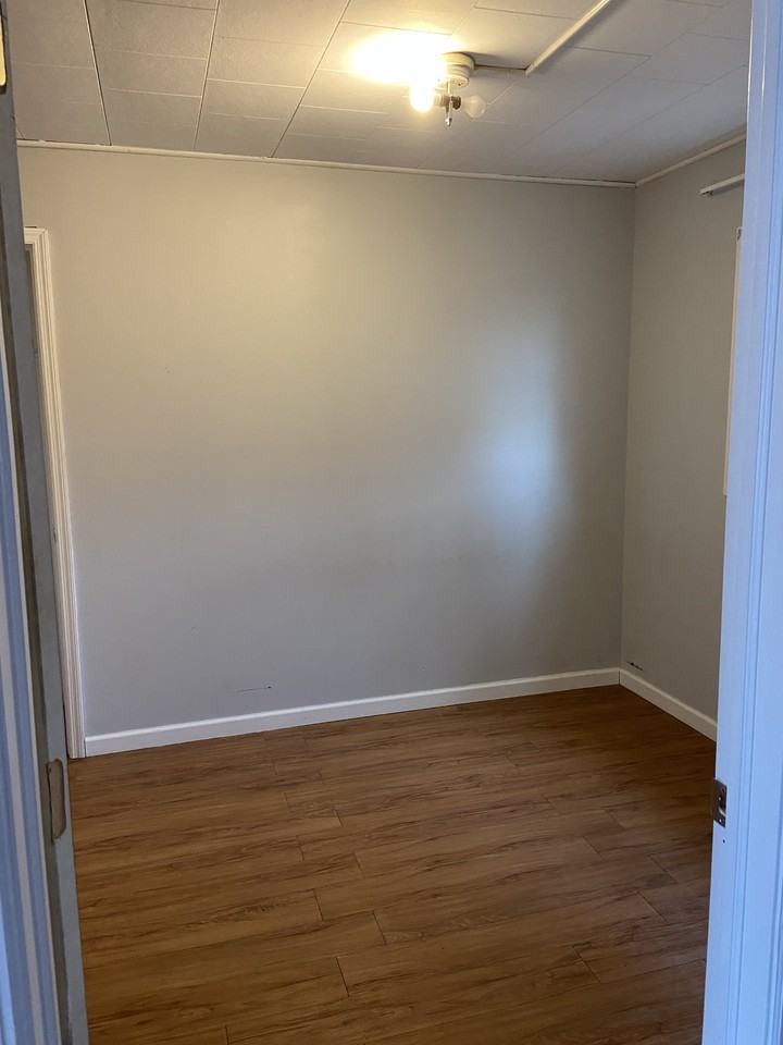 110 Sailly Ave #102 - Photo 4 of 9