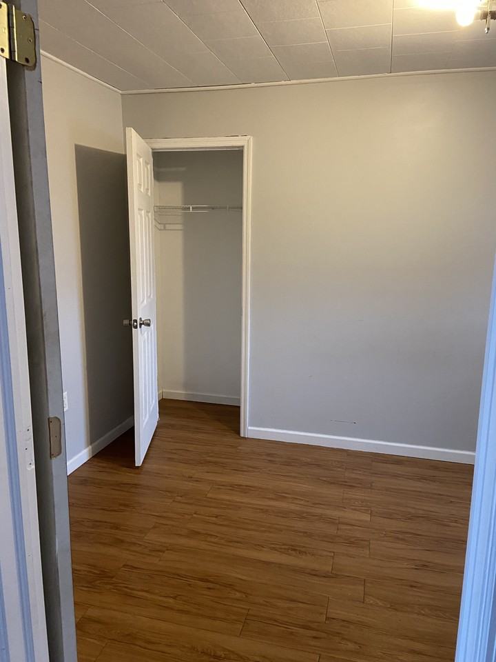 110 Sailly Ave #102 - Photo 5 of 9