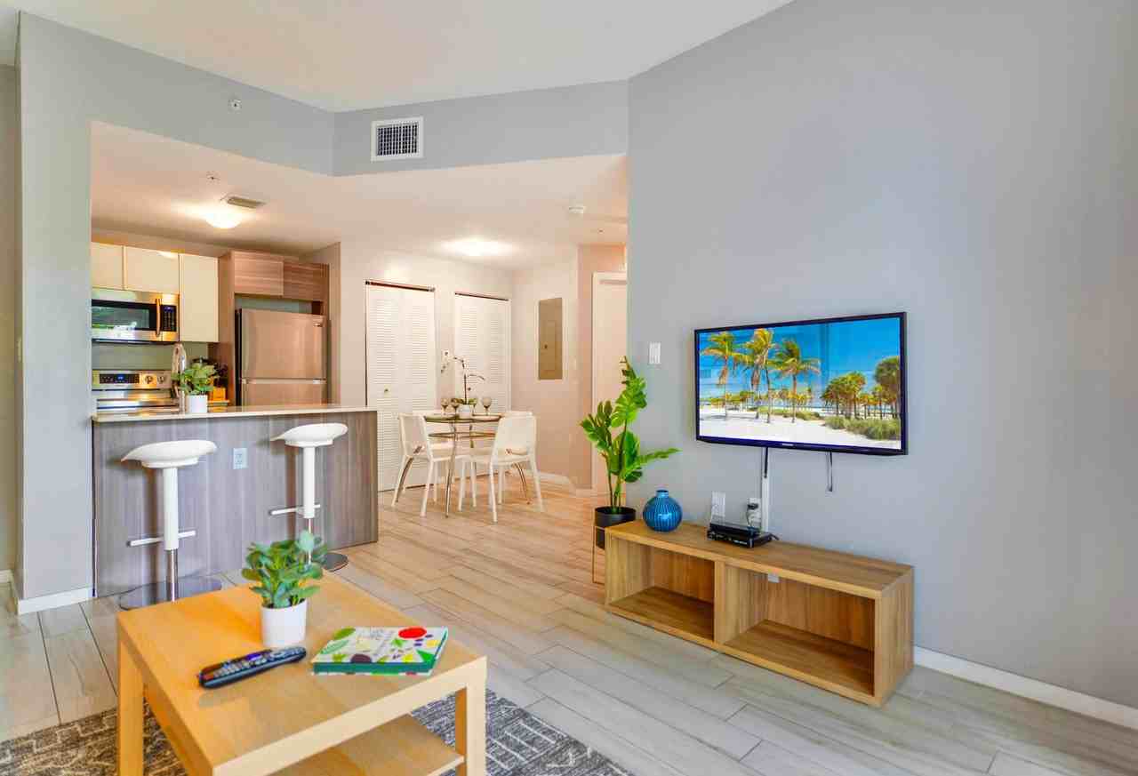 481 Ne 29th St #1022324P - Photo 2 of 15