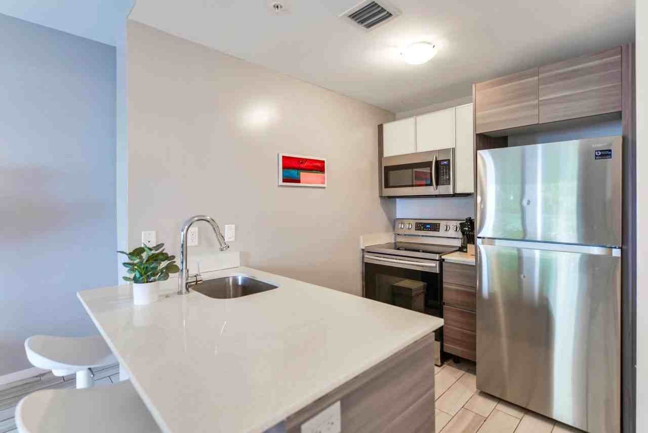 481 Ne 29th St #1022324P - Photo 3 of 15