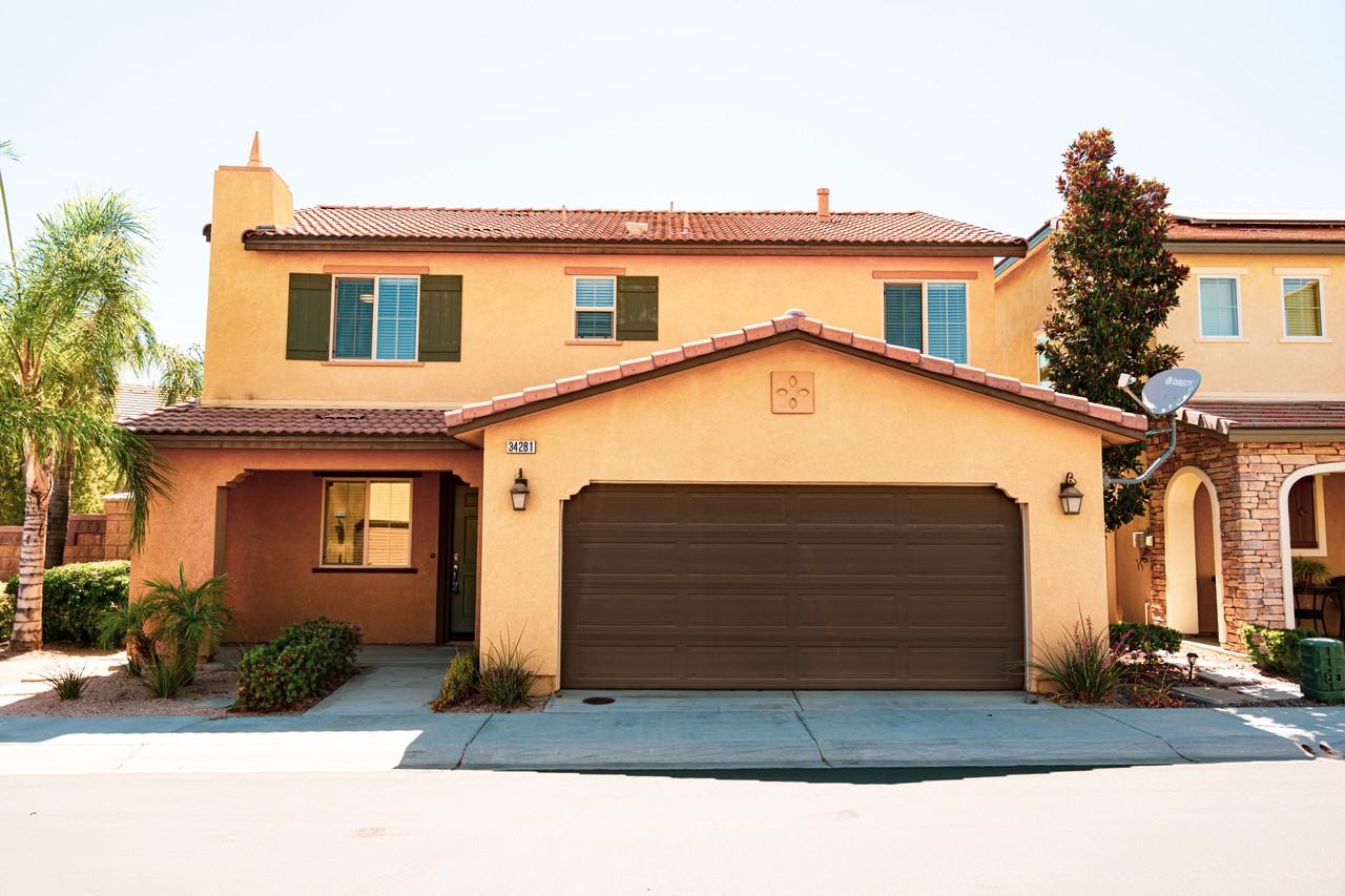 34281 Woodmont - Photo 2 of 25