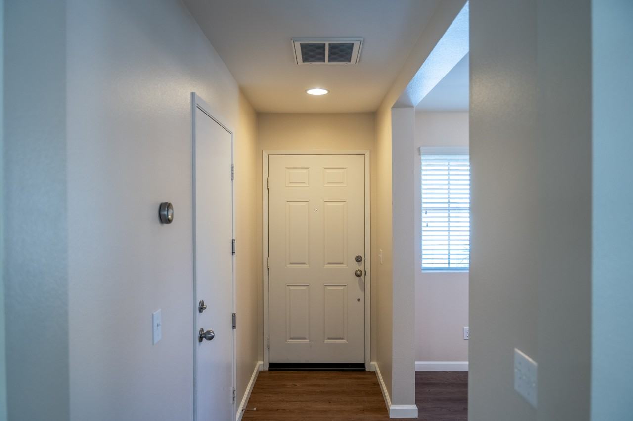 34281 Woodmont - Photo 6 of 25