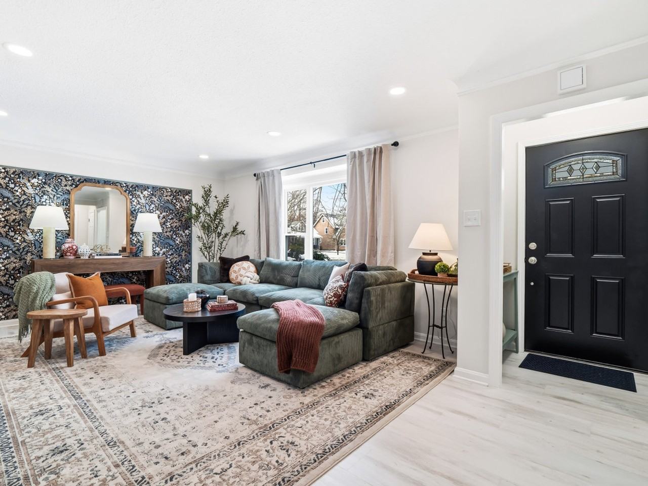 3746 Northwood Rd #1377437P - Photo 7 of 50