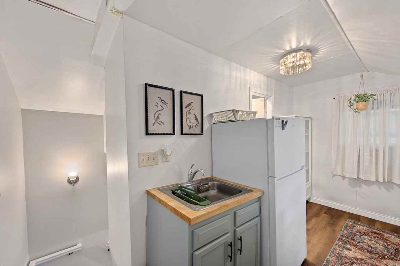 5651 Ridge Ave #1384096P - Photo 5 of 15