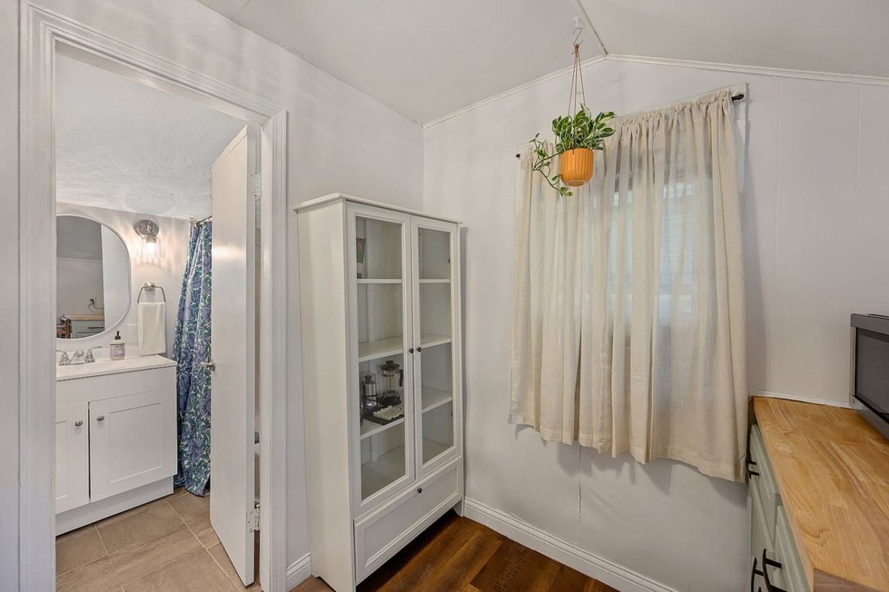 5651 Ridge Ave #1384096P - Photo 6 of 15