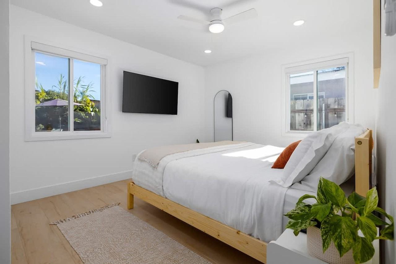 3725 Jefferson St #1388239P - Photo 5 of 17