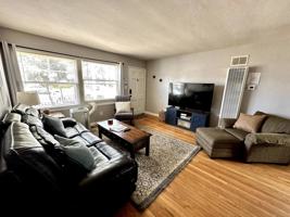 featured image of 7221 Vassar Ave