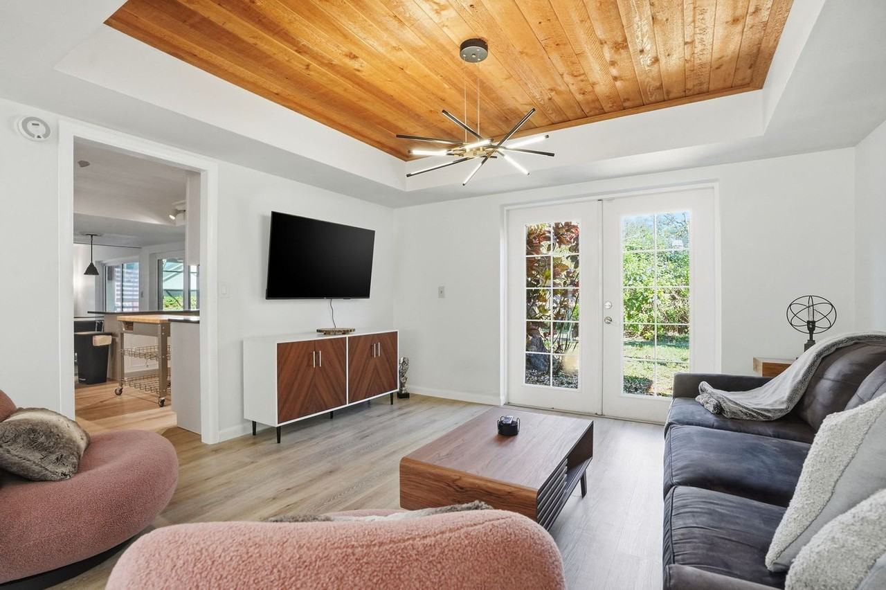 13609 Heritage Way #1395641P - Photo 4 of 50