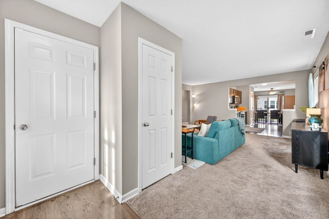 2024 Shadow Creek Blvd #1397943P - Photo 4 of 47