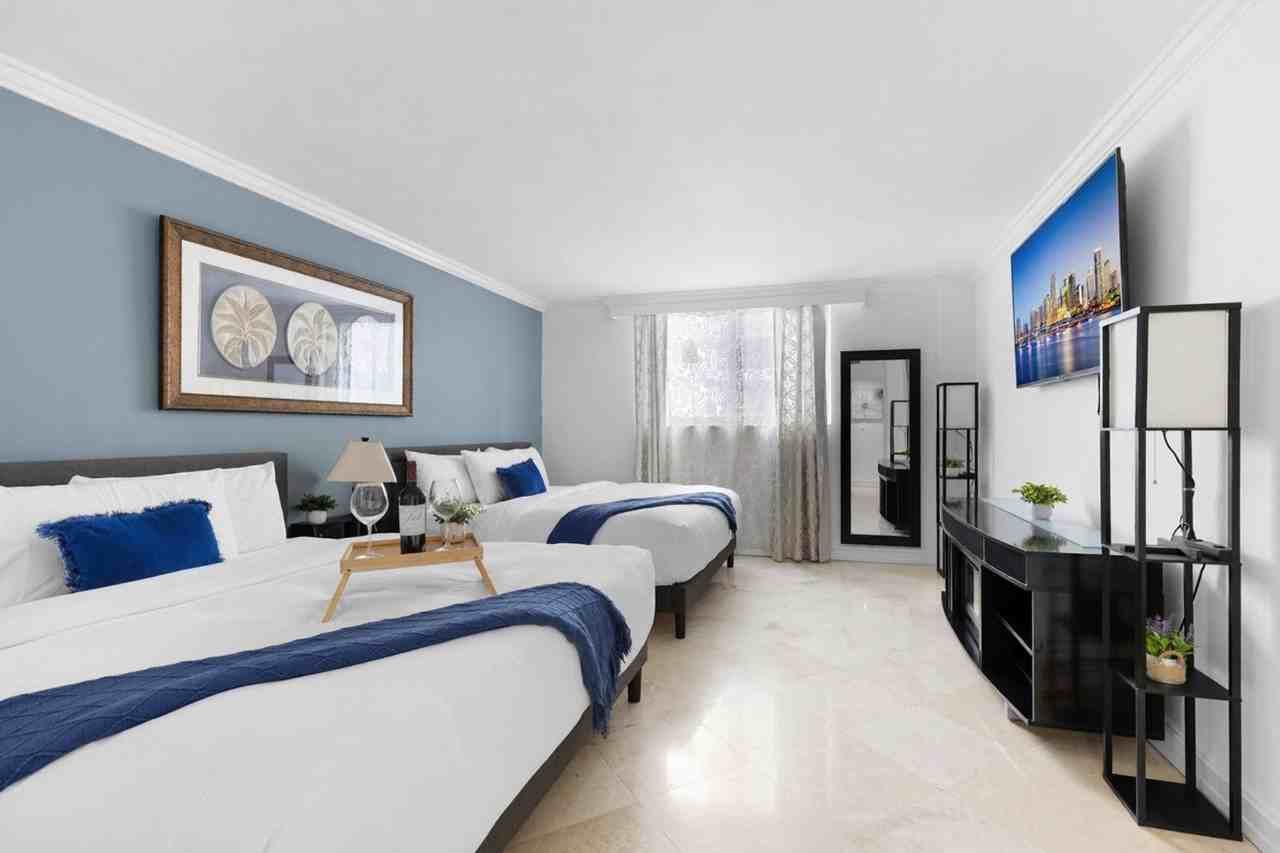 4001 S Ocean Dr #1404244P - Photo 2 of 41