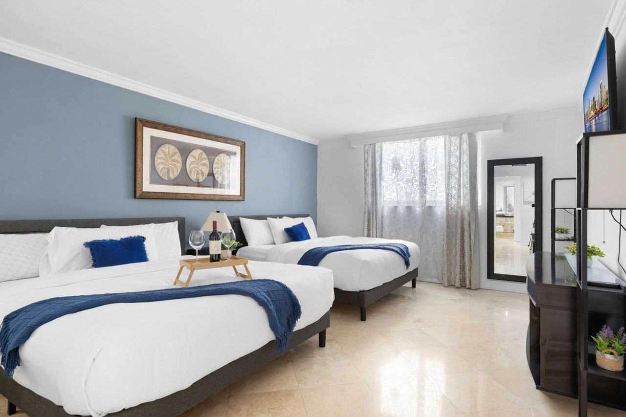 4001 South Ocean Drive - Photo 6 of 85