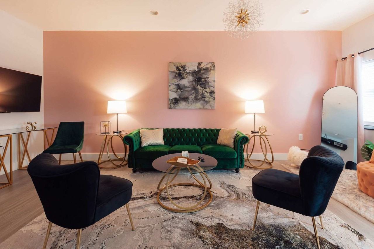 202 East Main Street - Photo 3 of 30