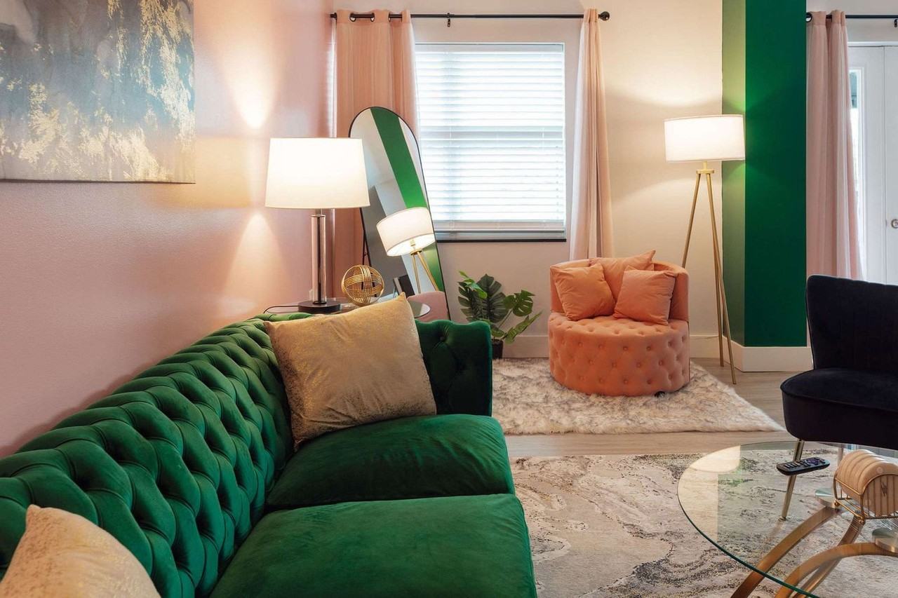 202 East Main Street - Photo 5 of 30