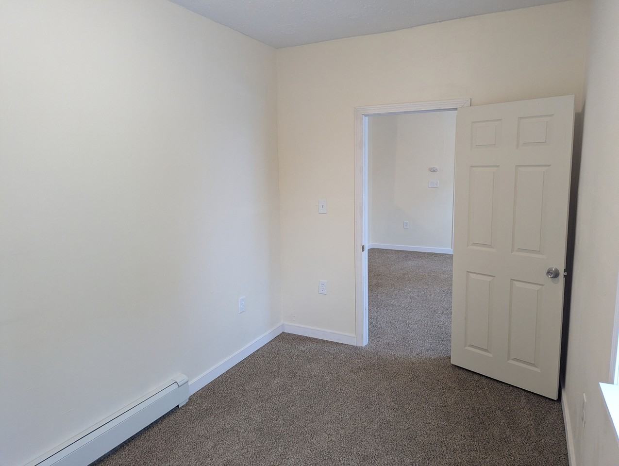 24 Harvey St #1 - Photo 6 of 19