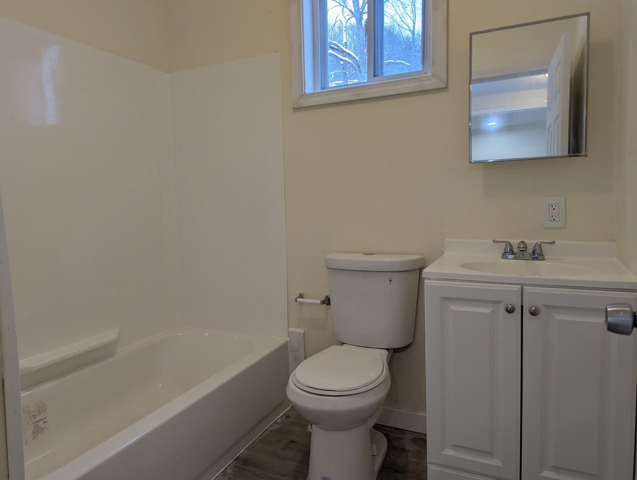 24 Harvey St #1 - Photo 7 of 19