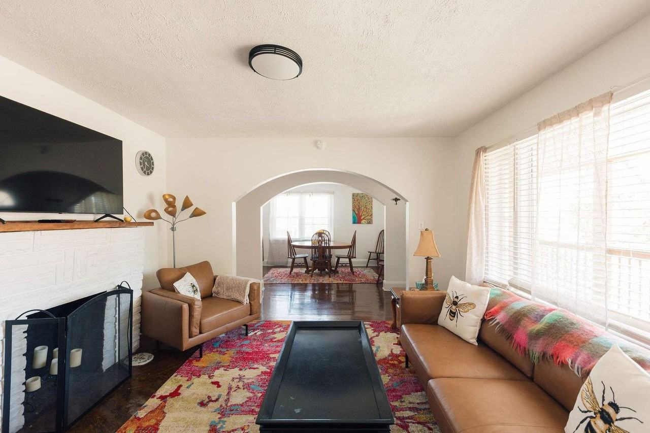 145 Midway St #1397968P - Photo 4 of 38