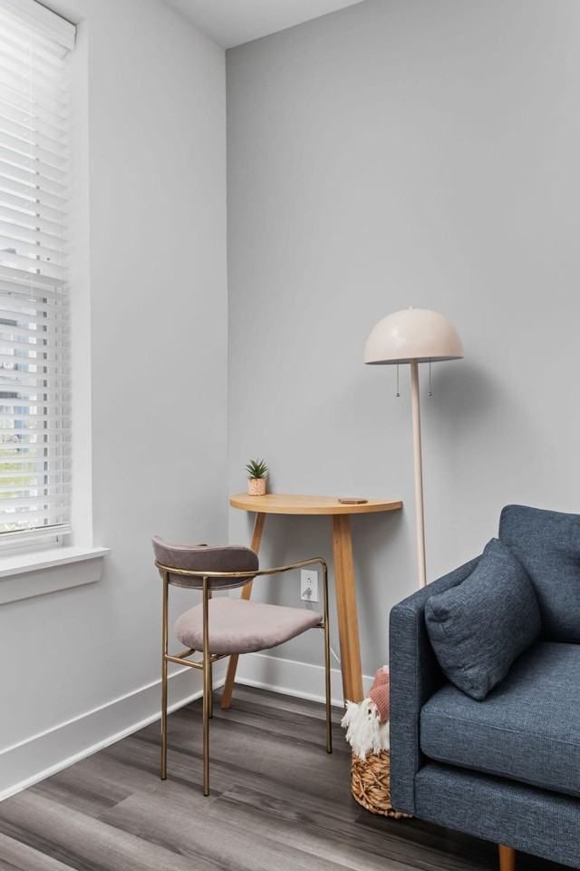 520 E Washington St #1407020P - Photo 5 of 30