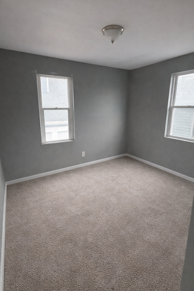 841 N Lasalle St - Photo 2 of 8