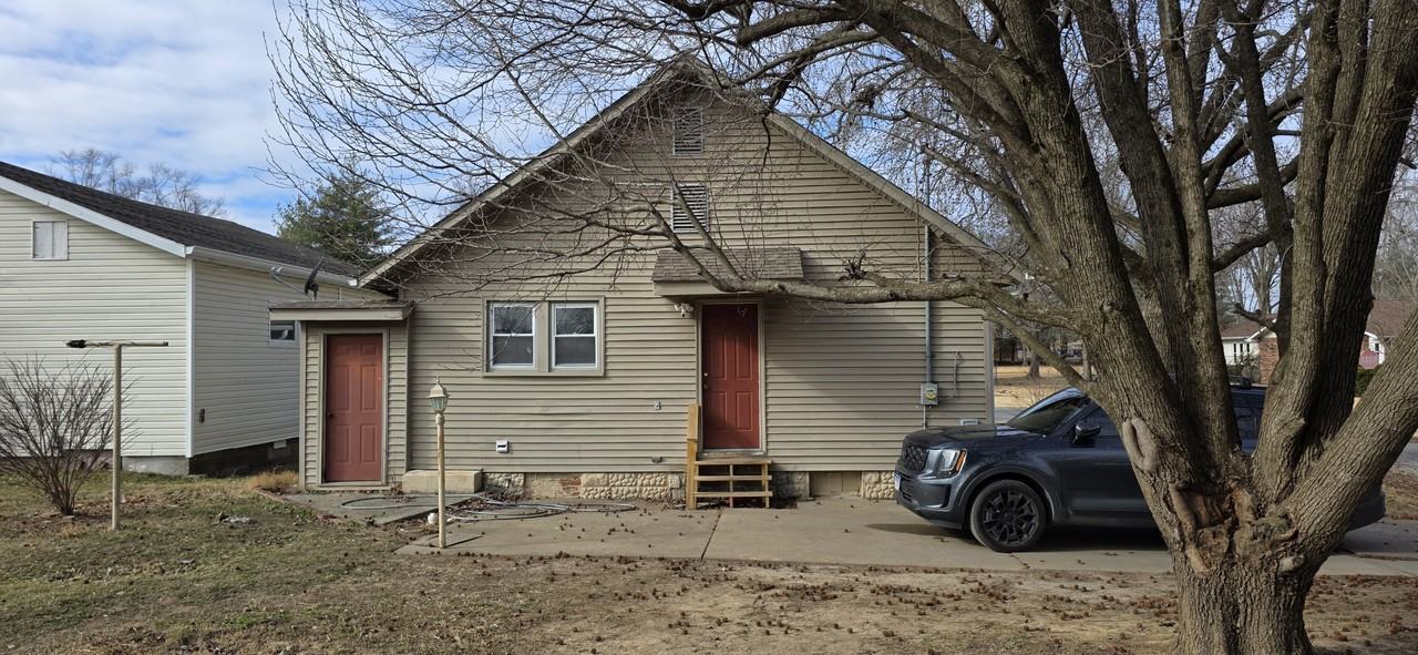 520 N 21st St - Photo 7 of 8