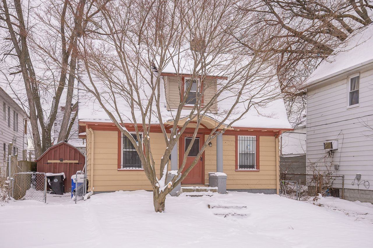 1388 Penhurst Rd - Photo 3 of 9