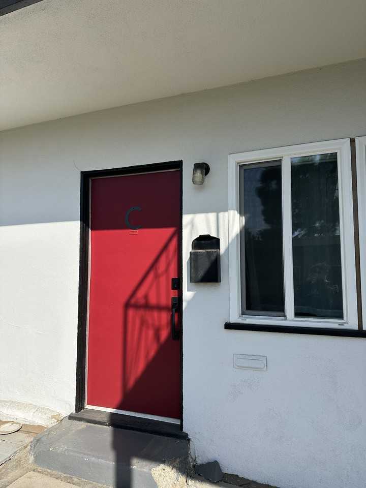 821 Maple St #C - Photo 6 of 20