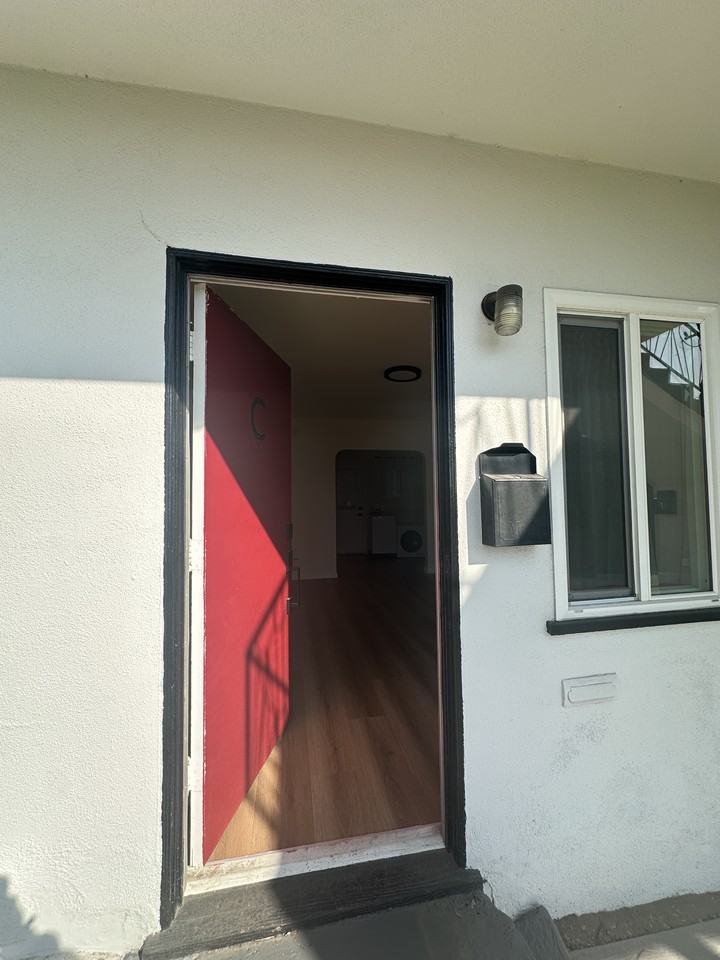 821 Maple St #C - Photo 7 of 20