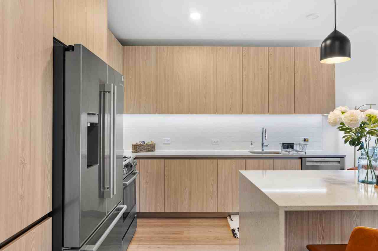 1 Riva Row #1RIVAROW - Photo 4 of 17