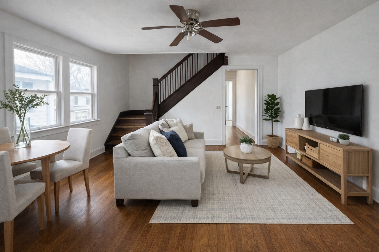 1135 N Lasalle St - Photo 2 of 8