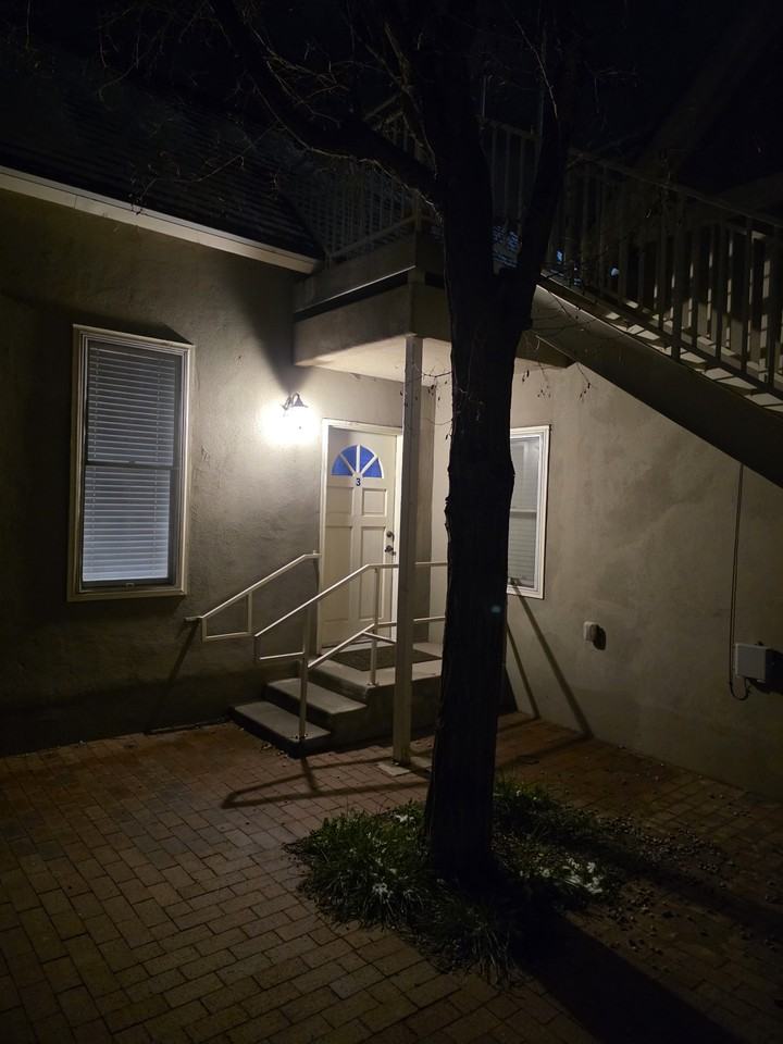 212 Broadway Blvd Se #3 - Photo 4 of 12