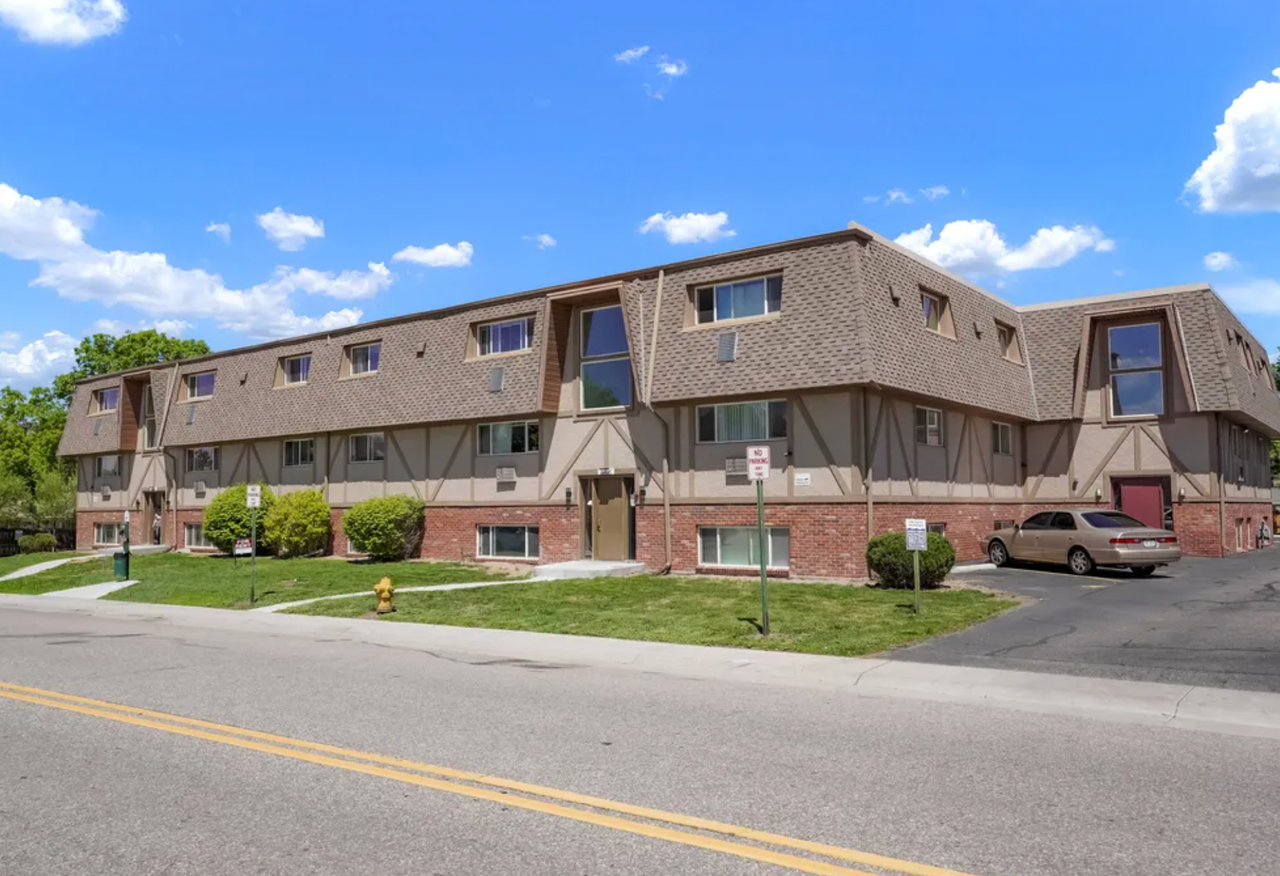 Hawk Point Apartments - Photo 2 of 2