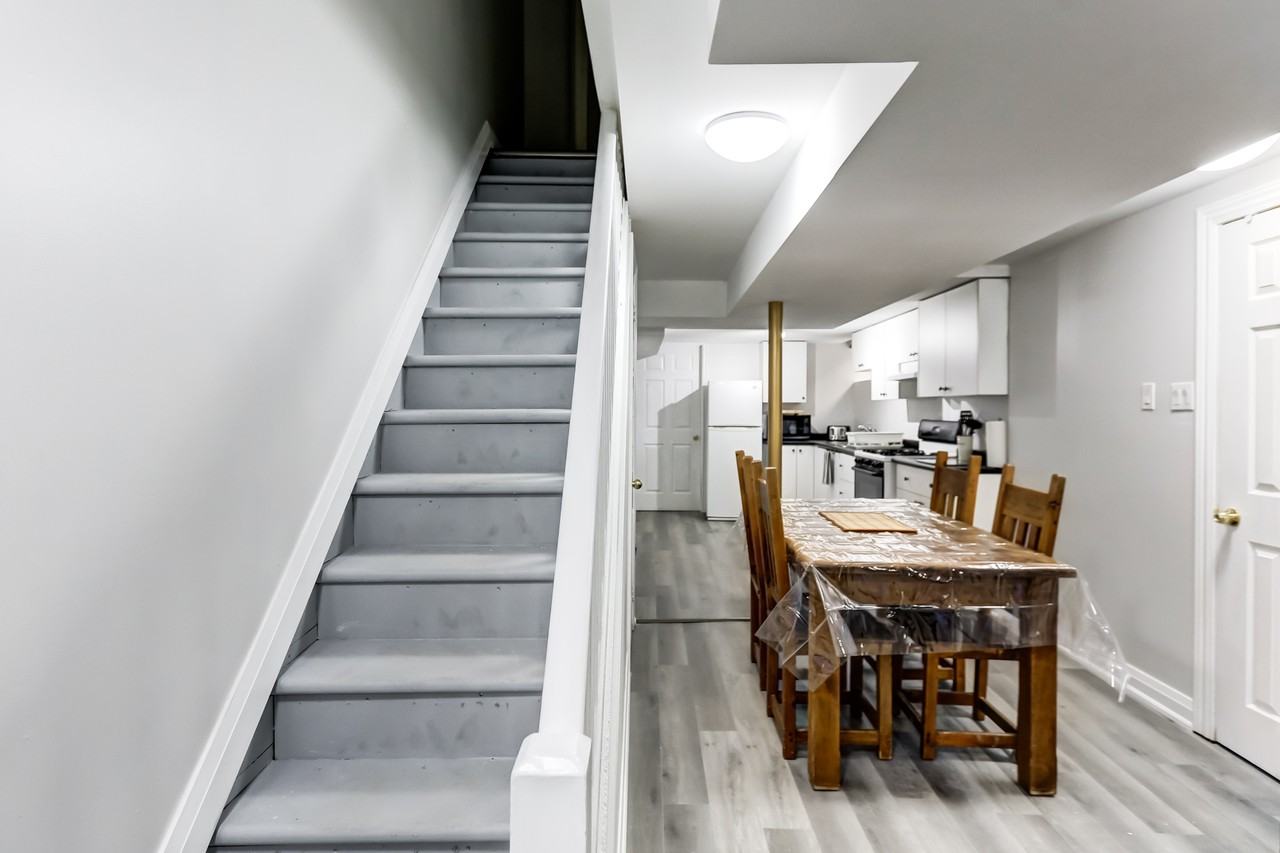 220 Shaw Street #BSMT - Photo 4 of 9